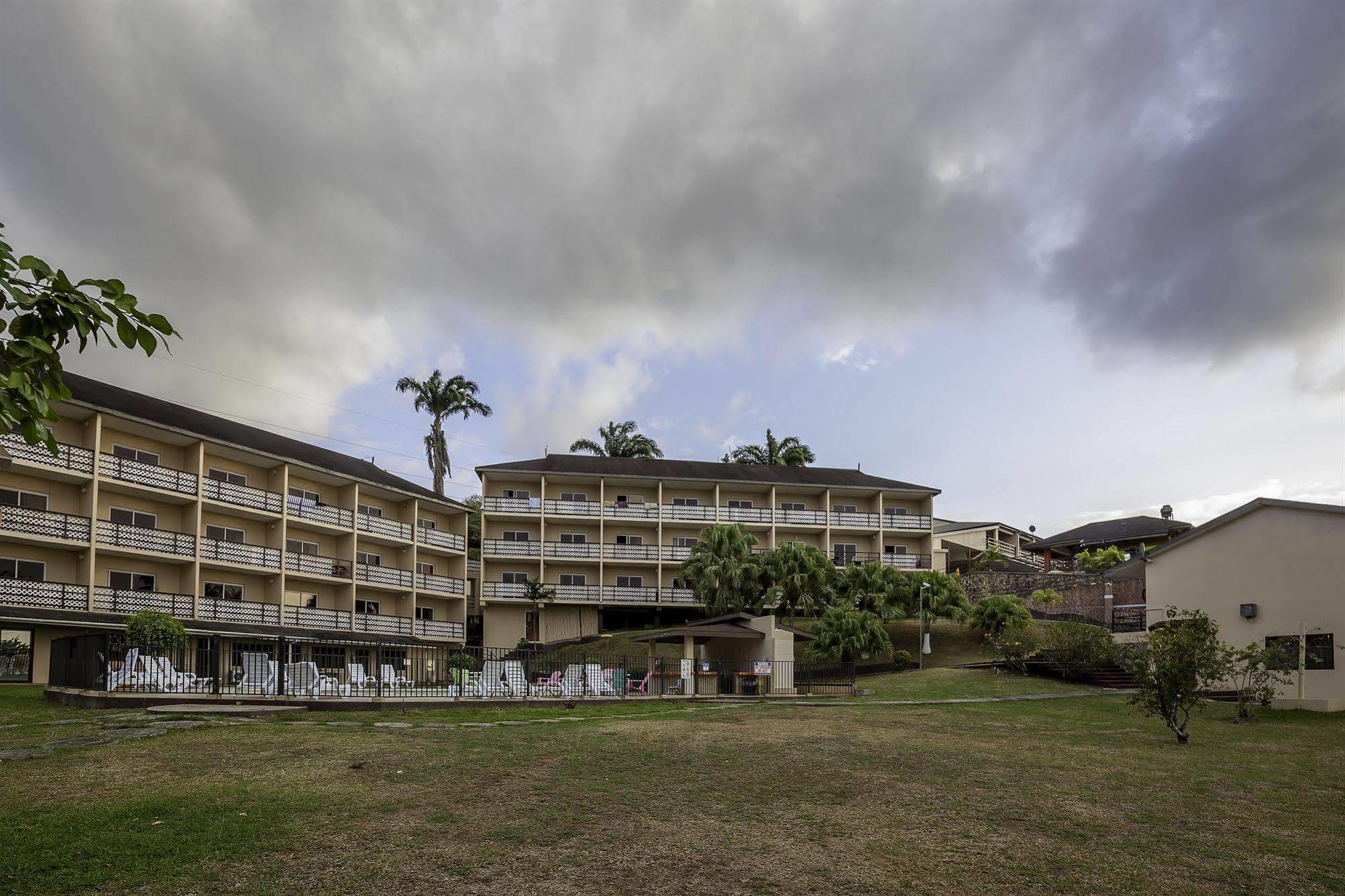 Grafton Beach Resort Black Rock Exterior foto